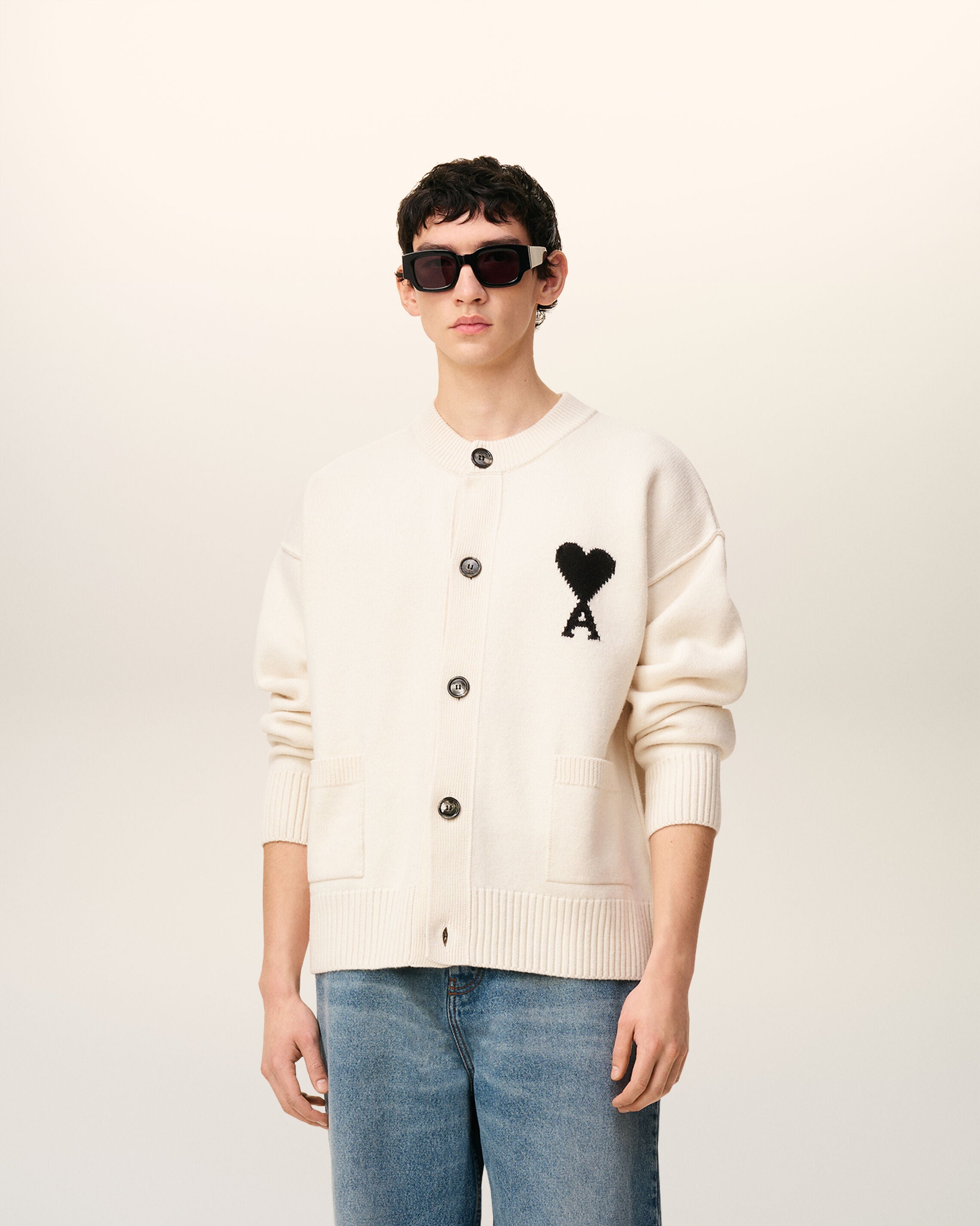 Cardigã Offwhite/Black de Lã Branca Ami De Coeur | AMI PARIS